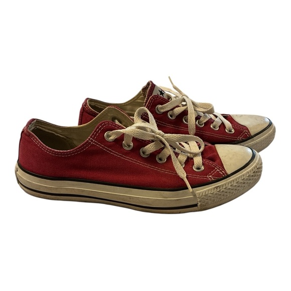 Women’s Maroon Red Low Top Converse Size 8 - Picture 5 of 9